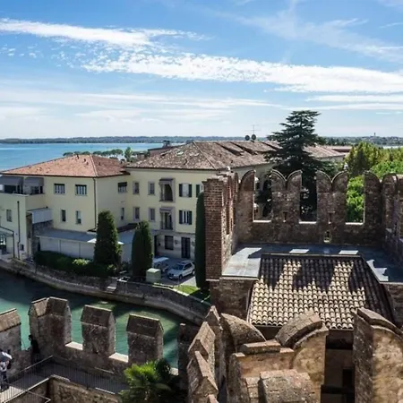 Anub Riff Apartment Sirmione